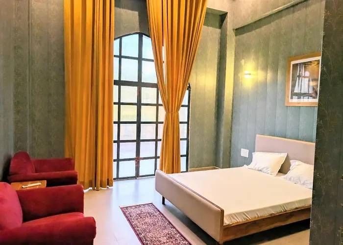Qila Hotel